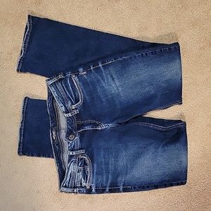 Silver Jeans Size 31/33. Tuesday slim boot. Like new, very lightly used.